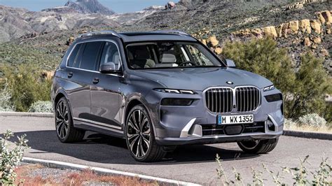 Advanced technology in the 2023 BMW X7